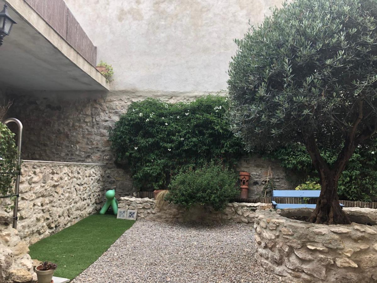 L'Oiseau Bleu Rollier Bed & Breakfast Roubia Exterior photo